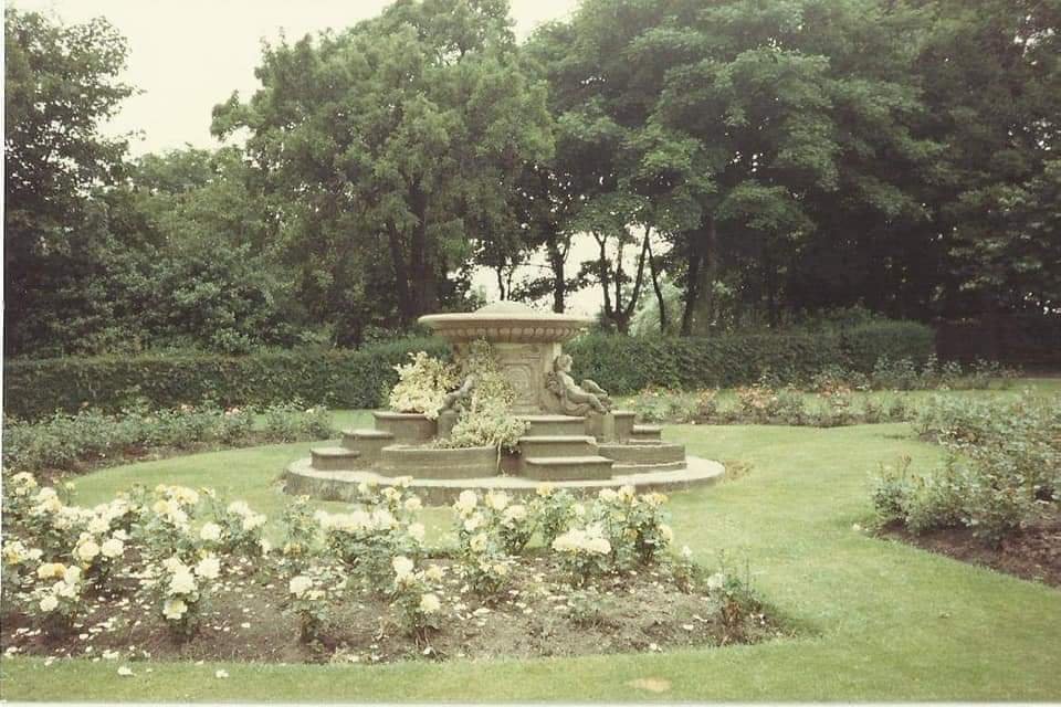 Hannah Pickard's Memorial as a rose bowl in Green Park